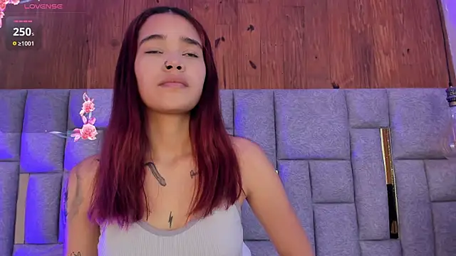 camilaa smith  online show from April 2026 07:40:02 PM