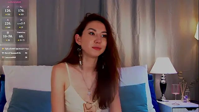 Snapshot of EmilyGray__ chatting on June 2026 10:15:01 AM EmilyGray online show from June 2026 10:15:01 AM