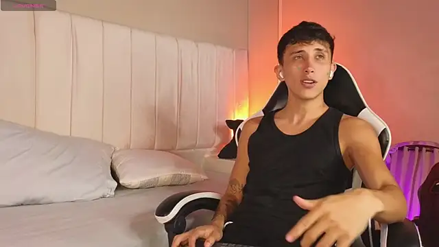 Rome cortes online show from April 2026 07:30:01 PM