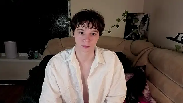 AnthonyCuutie online show from April 2026 04:44:02 AM