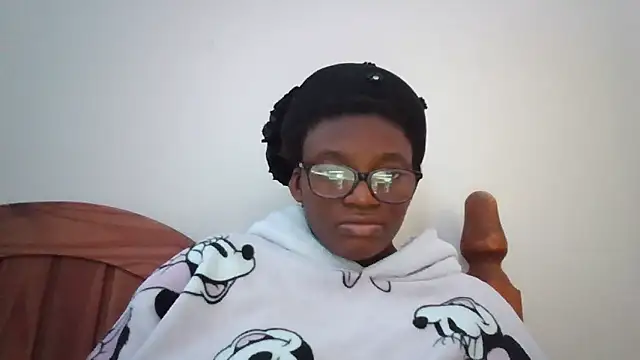 SexyGemBeauty online show from April 2026 10:24:02 AM