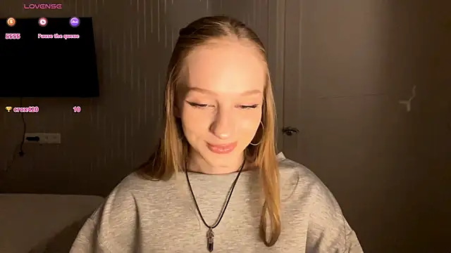 Anika Socutehe online show from April 2026 06:47:02 PM