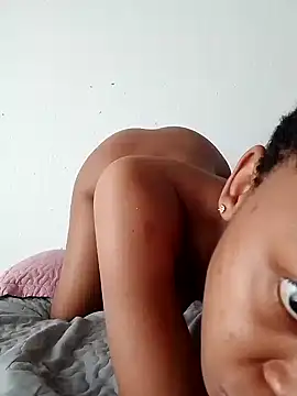 thesweetpea online show from April 2026 06:18:01 AM