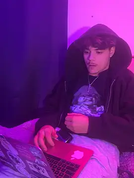 Snapshot of DANTESINS chatting on March 2026 04:47:01 AM DANTESINS online show from March 2026 04:47:01 AM