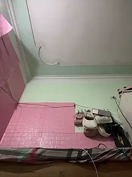 Snapshot of Leeeeiu chatting on May 2026 03:09:01 PM Leeeeiu online show from May 2026 03:09:01 PM