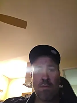 Snapshot of Biggbaddwulf7 chatting on June 2026 07:44:01 AM Biggbaddwulf7 online show from June 2026 07:44:01 AM