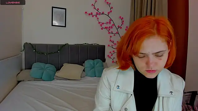 DellaRows online show from May 2026 05:46:01 AM