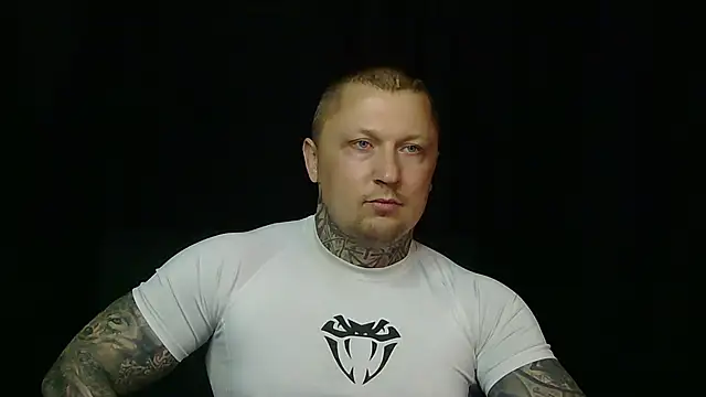 Snapshot of devilWithTats chatting on May 2026 08:42:02 AM devilWithTats online show from May 2026 08:42:02 AM
