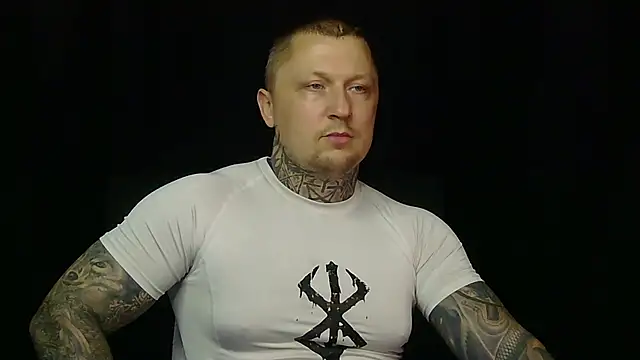 Snapshot of devilWithTats chatting on May 2026 11:48:02 AM devilWithTats online show from May 2026 11:48:02 AM