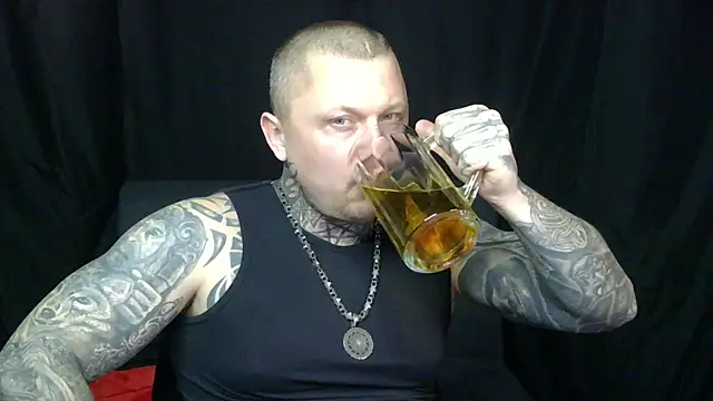 Snapshot of devilWithTats chatting on June 2026 01:39:01 PM devilWithTats online show from June 2026 01:39:01 PM