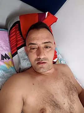 Snapshot of RaphandLey chatting on March 2026 05:15:01 PM RaphandLey online show from March 2026 05:15:01 PM