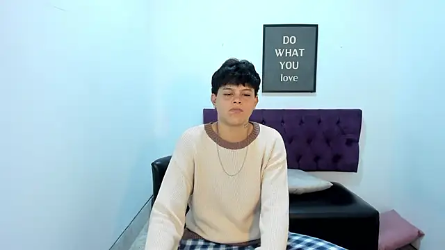 TomBoy Natali online show from March 2026 06:34:02 PM