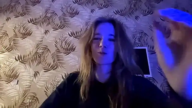 LeomaJee online show from March 2026 09:59:01 PM