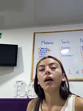   Nahomy online show from March 2026 11:27:02 AM