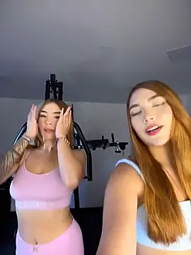 CyberMiaXXX online show from April 2026 09:31:02 PM