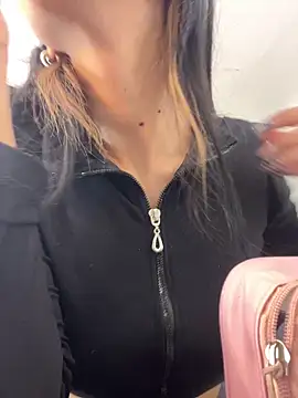 Snapshot of VioletaHills_ chatting on March 2026 12:22:02 PM VioletaHills online show from March 2026 12:22:02 PM