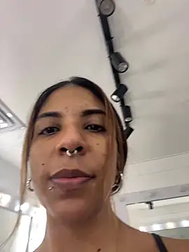 Snapshot of VioletaHills_ chatting on April 2026 12:16:02 PM VioletaHills online show from April 2026 12:16:02 PM