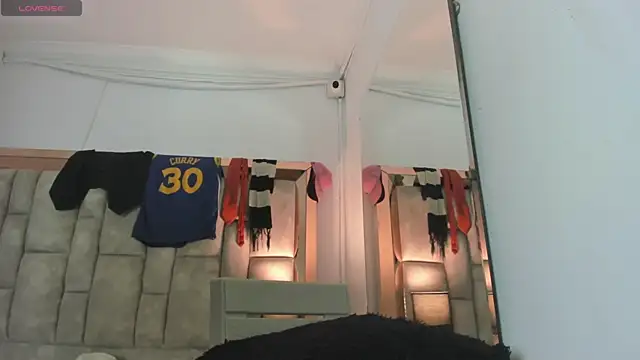Snapshot of Titan_Moreno_ chatting on July 2026 06:47:02 AM Titan Moreno online show from July 2026 06:47:02 AM