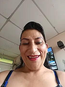 Snapshot of Lucia_Rios chatting on July 2026 10:48:01 PM Lucia Rios online show from July 2026 10:48:01 PM
