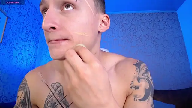 DIEGO JONES online show from April 2026 01:10:02 PM