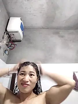 Lilinn  online show from March 2026 06:39:02 AM