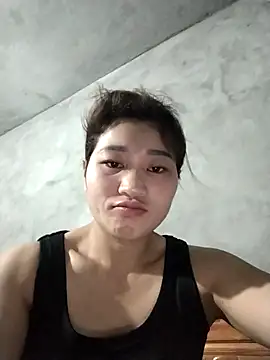 Lilinn  online show from April 2026 11:05:02 PM