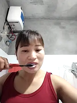Snapshot of Lilinn_ chatting on April 2026 10:56:02 PM Lilinn online show from April 2026 10:56:02 PM