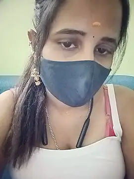 Snapshot of Tamil_Rani- chatting on July 2026 04:49:02 AM Tamil Rani- online show from July 2026 04:49:02 AM