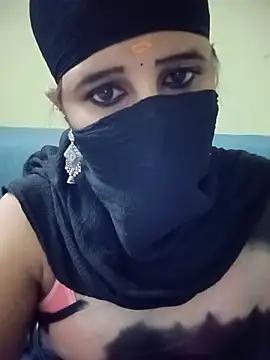 Snapshot of Tamil_Rani- chatting on July 2026 04:53:02 PM Tamil Rani- online show from July 2026 04:53:02 PM