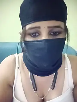 Snapshot of Tamil_Rani- chatting on July 2026 05:29:02 PM Tamil Rani- online show from July 2026 05:29:02 PM