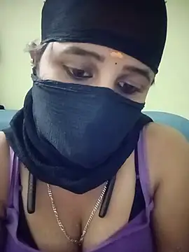 Snapshot of Tamil_Rani- chatting on July 2026 06:25:02 PM Tamil Rani- online show from July 2026 06:25:02 PM