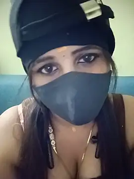 Snapshot of Tamil_Rani- chatting on July 2026 05:04:02 PM Tamil Rani- online show from July 2026 05:04:02 PM