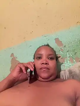 Snapshot of friendlybitch22 chatting on March 2026 11:33:01 PM friendlybitch22 online show from March 2026 11:33:01 PM