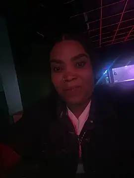 Snapshot of friendlybitch22 chatting on April 2026 05:25:01 PM friendlybitch22 online show from April 2026 05:25:01 PM