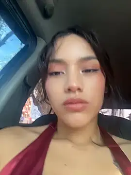 Snapshot of Mia-villalobos chatting on May 2026 01:17:02 PM Mia-villalobos online show from May 2026 01:17:02 PM