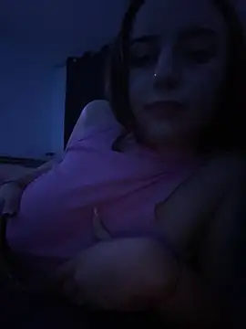 adellasweet online show from March 2026 10:16:02 PM