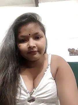 Snapshot of priti_25 chatting on March 2026 05:13:02 PM priti 25 online show from March 2026 05:13:02 PM