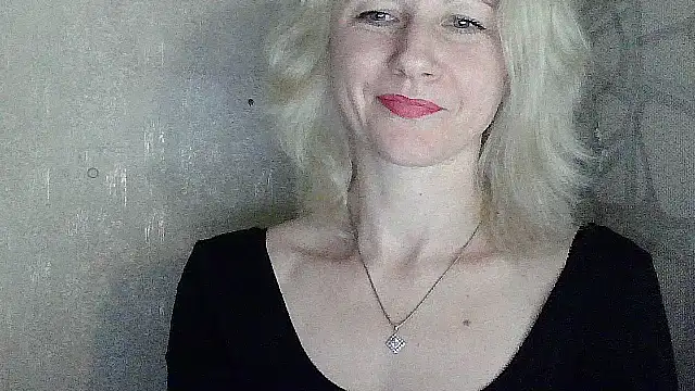 Katerina-Kissa online show from April 2026 09:39:33 PM