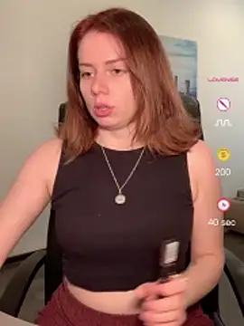 Snapshot of VelvetChloe chatting on April 2026 01:02:01 PM VelvetChloe online show from April 2026 01:02:01 PM