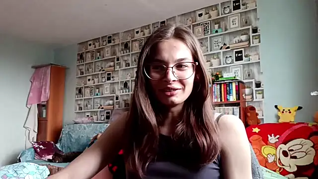 JInaMillsap online show from April 2026 07:03:02 AM