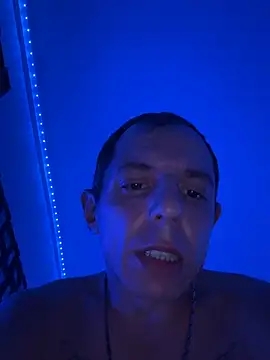 Snapshot of Hugo1993 chatting on July 2026 03:05:02 PM Hugo1993 online show from July 2026 03:05:02 PM