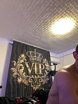 Snapshot of Hugo1993 chatting on July 2026 04:12:02 PM Hugo1993 online show from July 2026 04:12:02 PM
