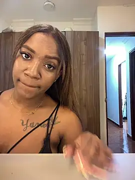 Emi rousse online show from May 2026 10:10:02 AM