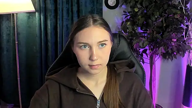 OliviaLang online show from March 2026 12:53:02 PM