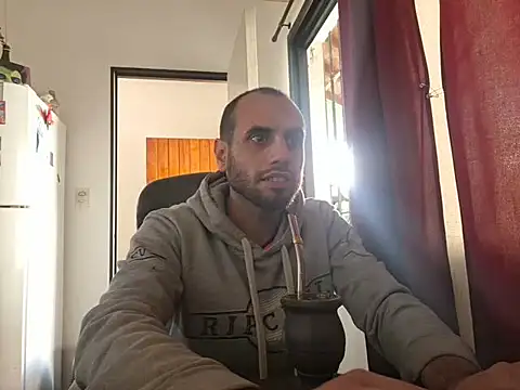 Snapshot of oroenbarra chatting on April 2026 05:21:02 PM oroenbarra online show from April 2026 05:21:02 PM