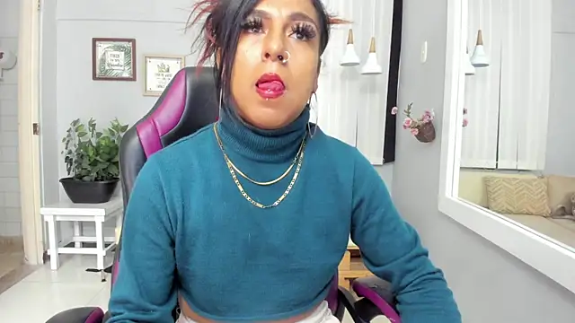 Snapshot of Nahomy_Collins_ chatting on May 2026 07:55:02 PM Nahomy Collins online show from May 2026 07:55:02 PM