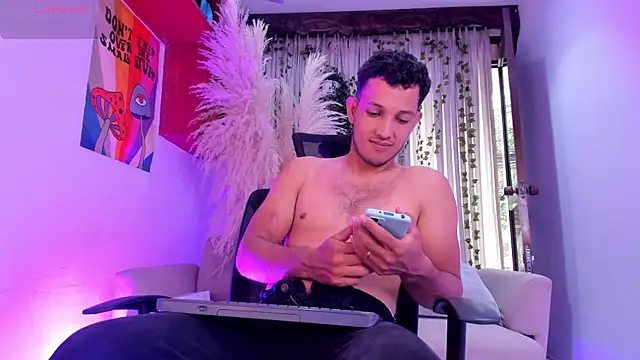 MaxiStanford online show from May 2026 08:43:02 PM