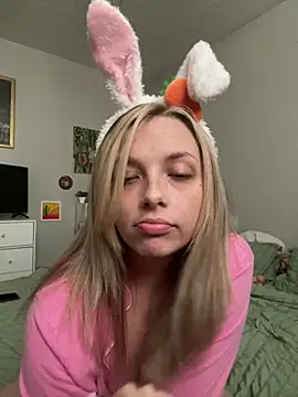 Snapshot of imkhloe chatting on March 2026 05:50:02 PM imkhloe online show from March 2026 05:50:02 PM