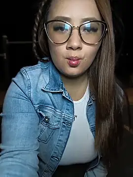 maleja smmith online show from March 2026 04:50:02 AM