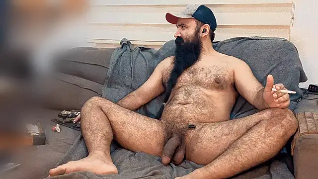 Snapshot of Barba_Negra_Fumador chatting on May 2026 09:20:01 PM Barba Negra Fumador online show from May 2026 09:20:01 PM